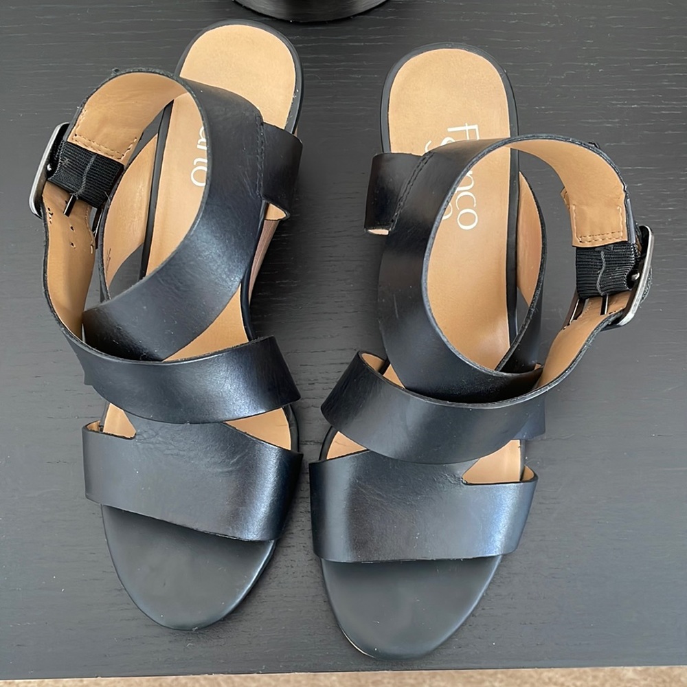Franco Sarto 7.5 black leather wedge sandals
